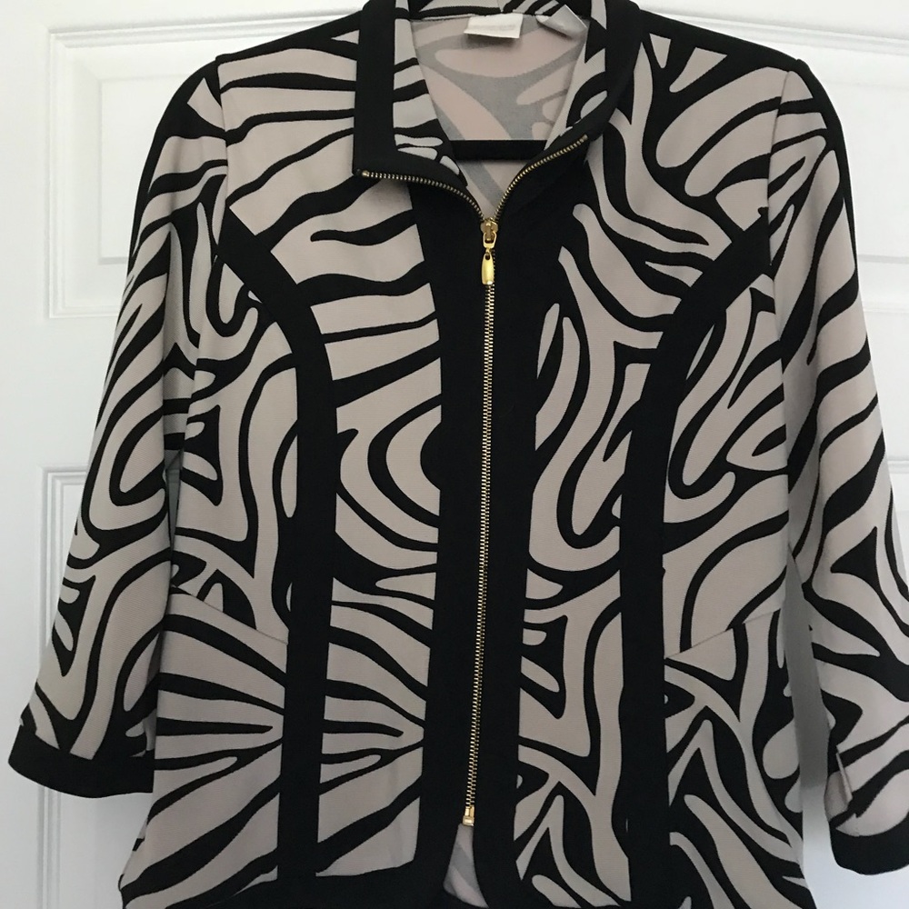 Light weight jacket by Chicos size 0